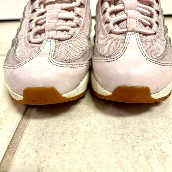 NIKE Women’s Air Max 95 Baby Pink Color Collection size 6.5 - Picture 4 of 8